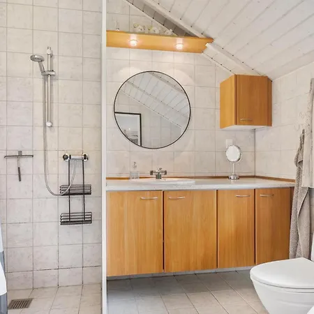 Beautiful Home In Haderslev With Wifi Tatil Evi *